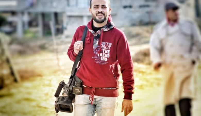 الصحفي احمد ابو حسين