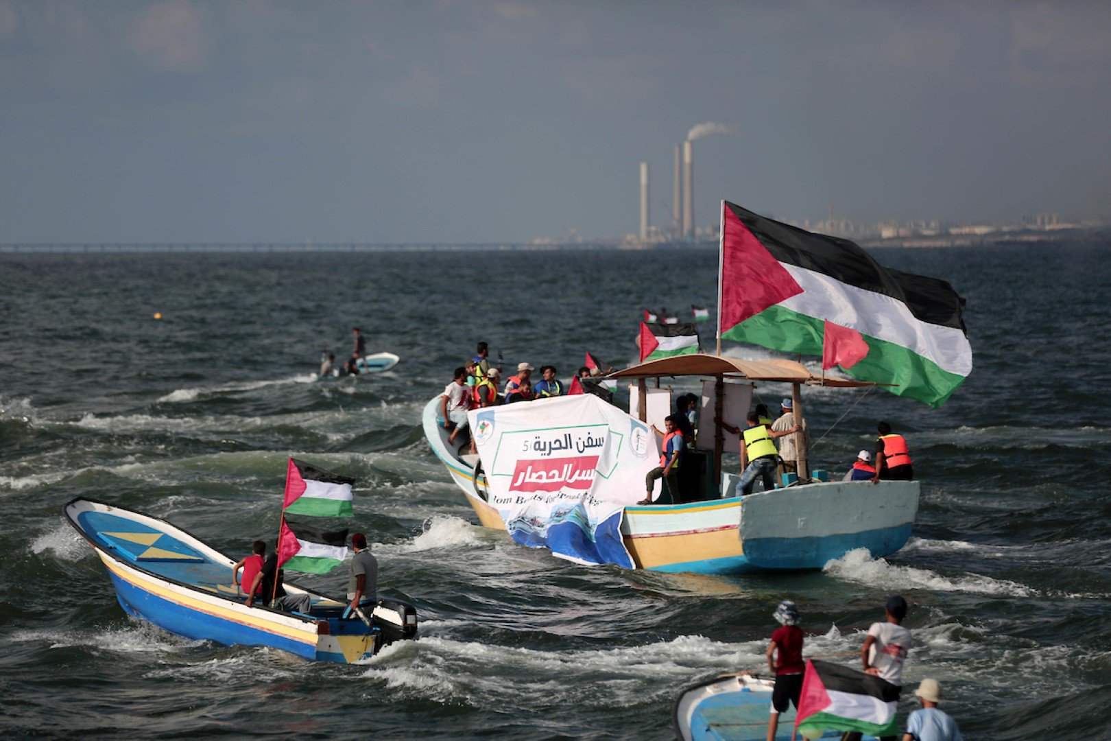 اطلاق تظاهرة بحرية سابعة من غزة يوم الاثنين